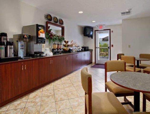 Microtel Inn And Suites Gassaway Restoran foto